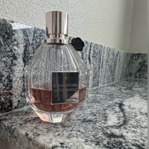 Viktor Rolf flower bomb